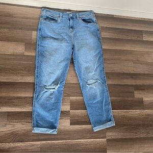 Signature by Levi’s Strauss women’s boys friends jeans size W30